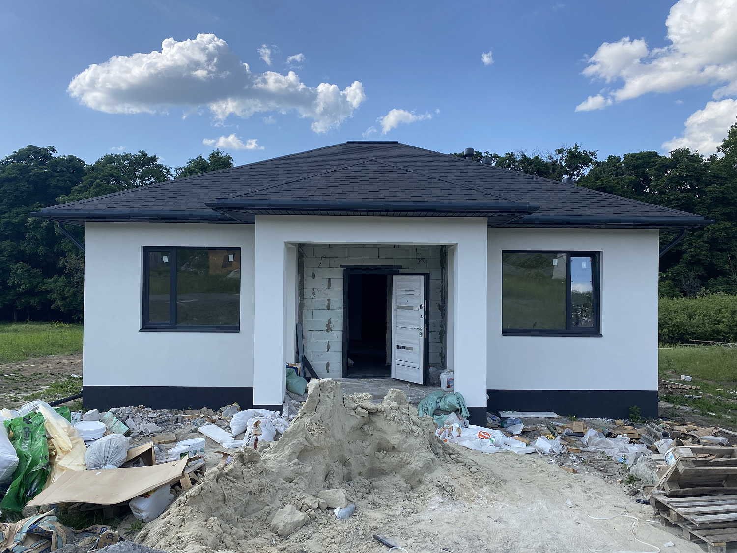 Декорирование фасада дома